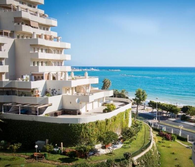 Benalbeach Estudio Premium Бенальмадена Екстер'єр фото